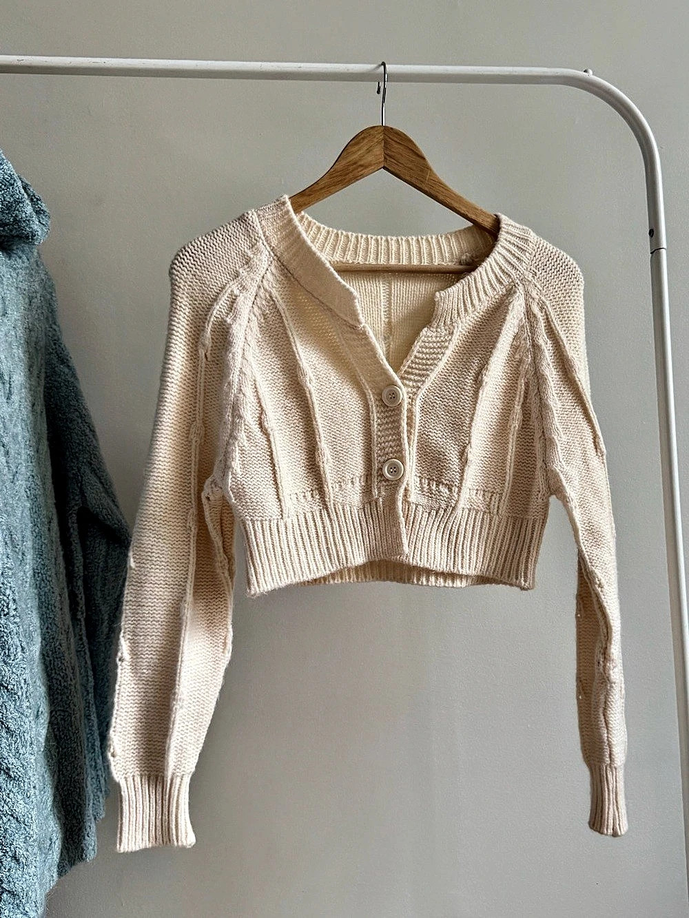 Y2K Chunky Cream Knit Cropped Cardigan Sweater with Vertical Cable Details